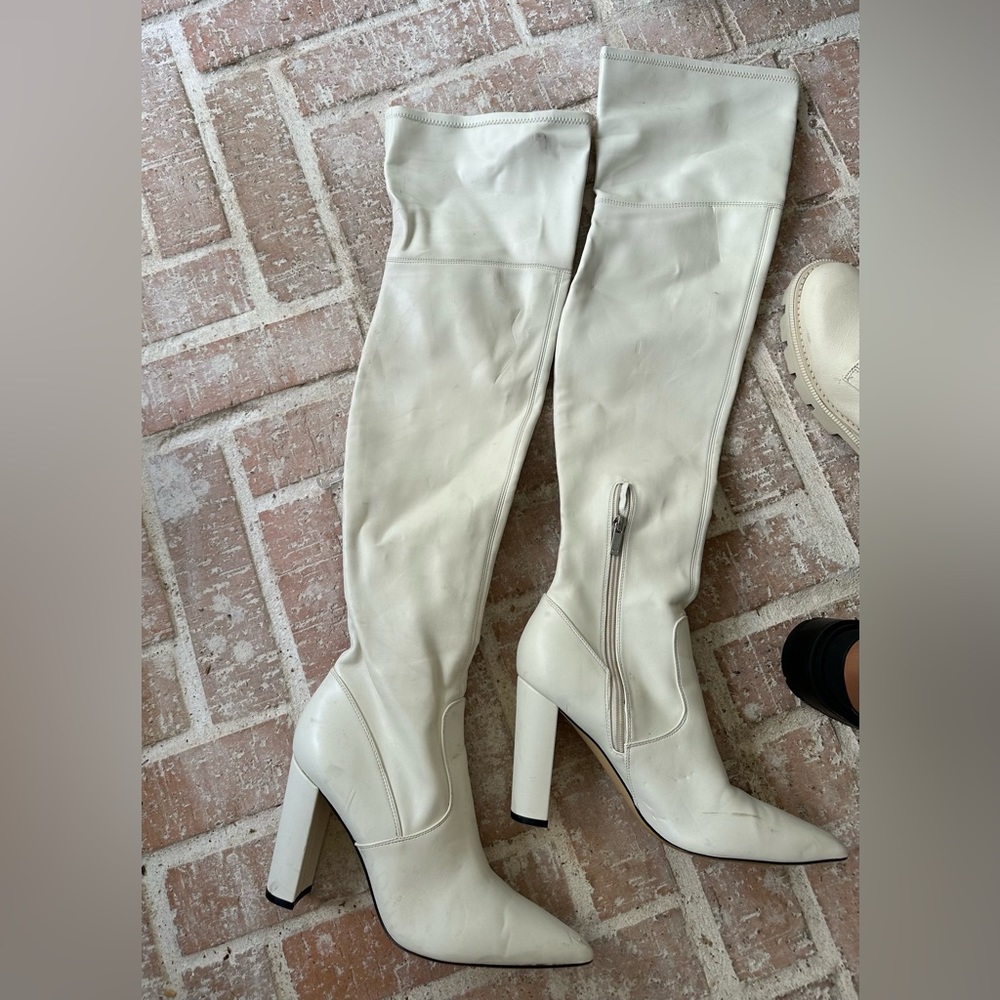 Marc Fisher heeled boots size 9.5 excellent used condition